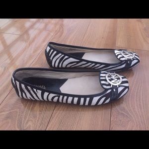 MICHAEL KORS ZEBRA PRINT LEATHER FLATS